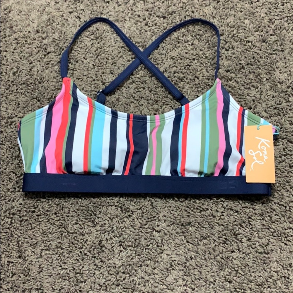Multi color 👙🏝🩱👱🏼‍♀️👩🏻 M top bikini